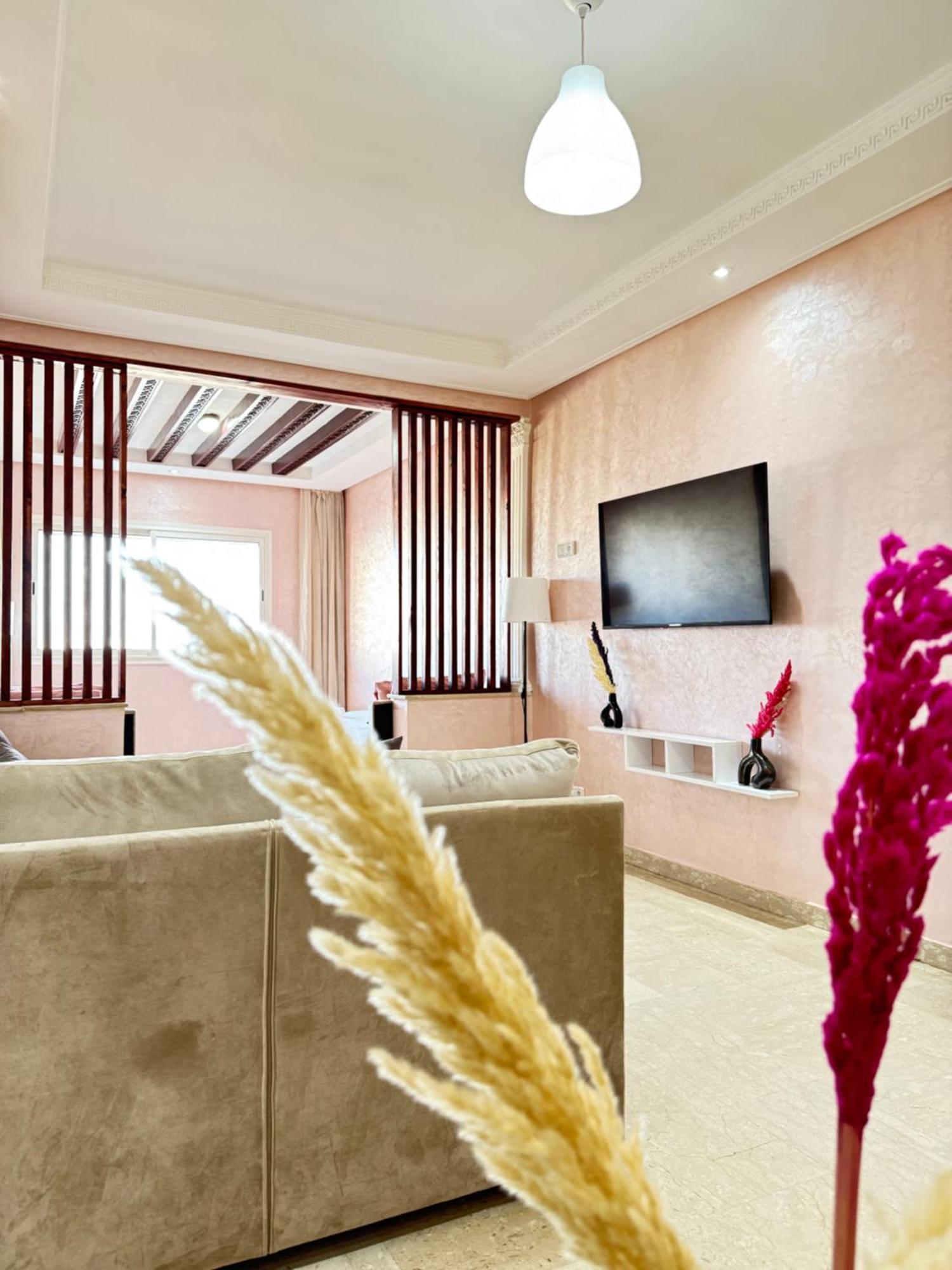 Suitouiss - Agdal 2 - Appartement A 2 Minutes De La Gare De Train Tgv Rabat Exterior photo
